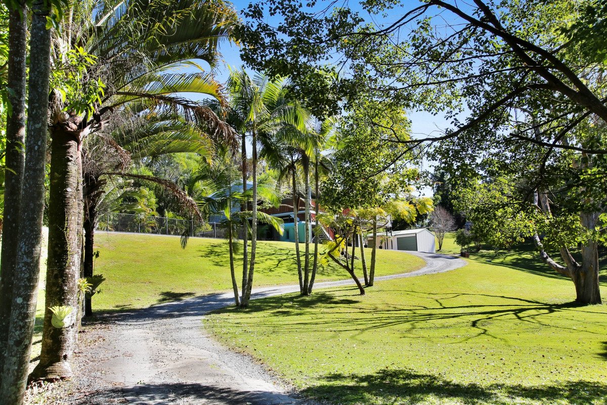 22 Friesian Court Tallebudgera 26