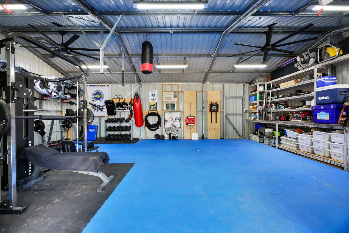 22 Friesian Court Tallebudgera 30