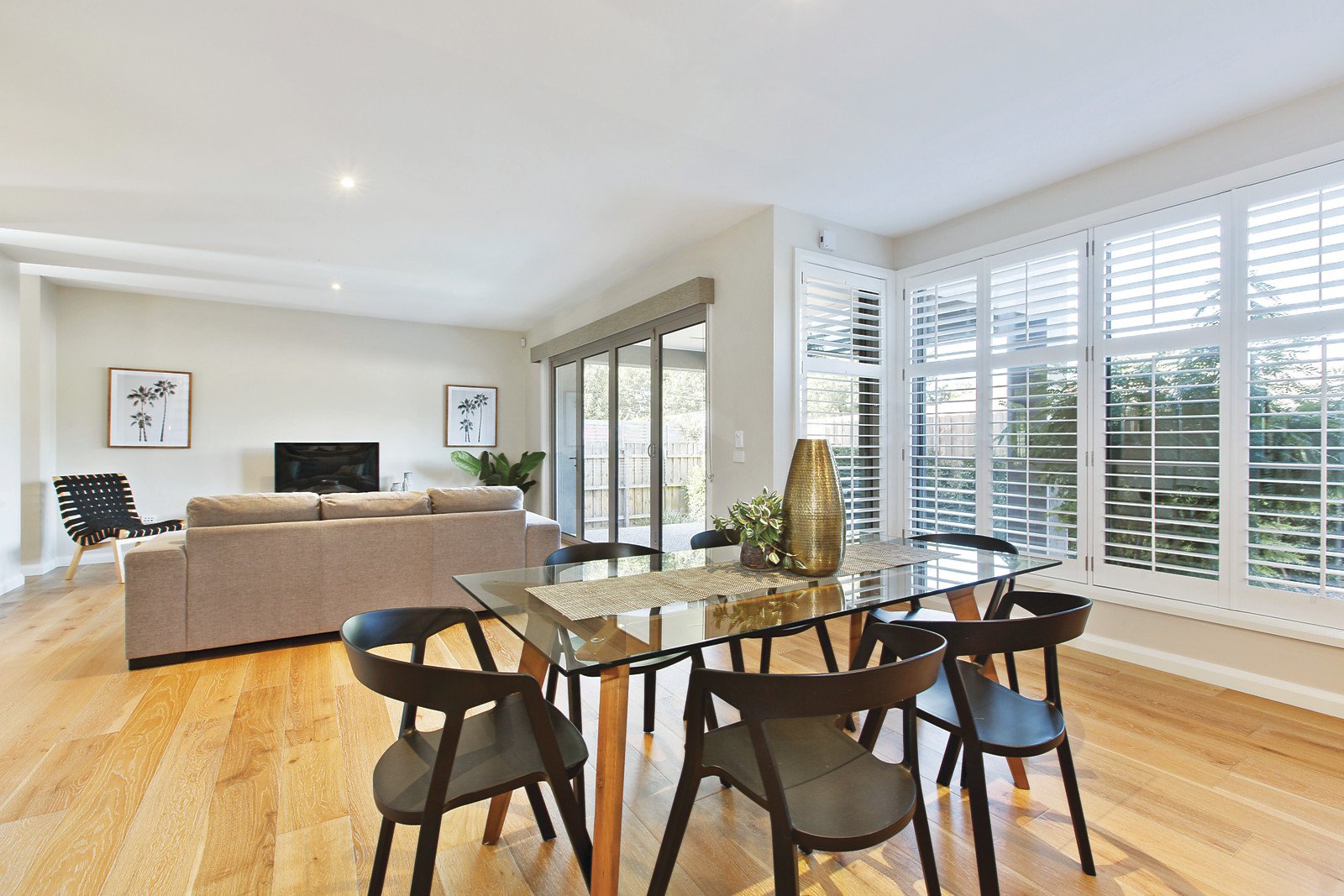 2/2 Garden Road, Camberwell, VIC