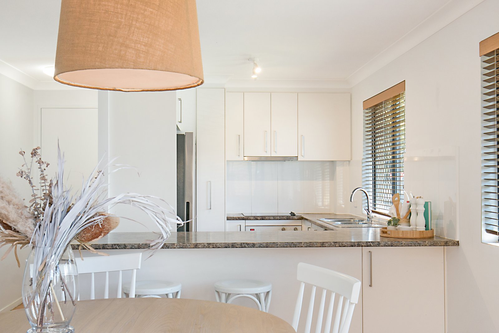 2/2 Gibson St  BILINGA 5