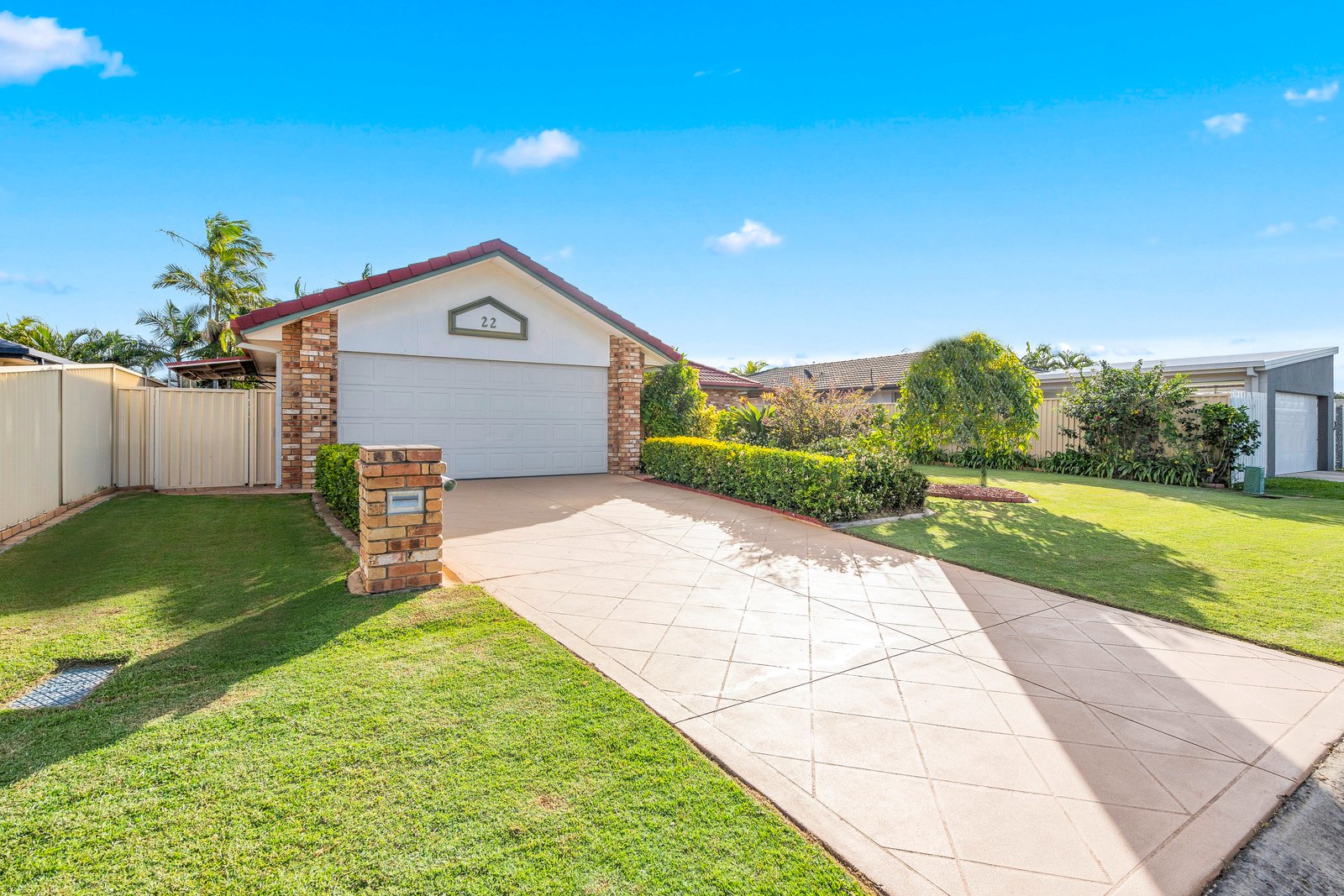 22 Gilchrist Drive CURRUMBIN WATERS 1