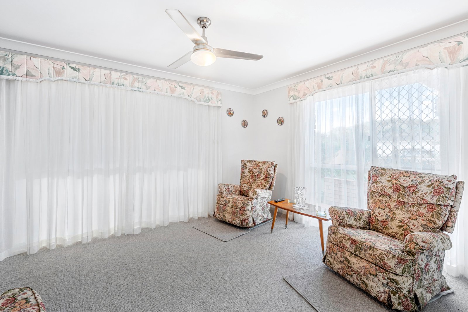 22 Gilchrist Drive CURRUMBIN WATERS 10