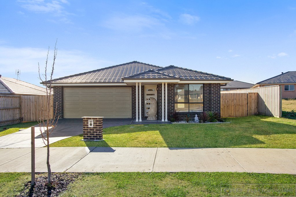 22 Golden Whistler Avenue ABERGLASSLYN 1