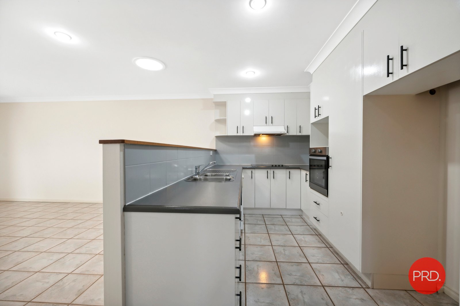 22 Goodenough Terrace COFFS HARBOUR 5