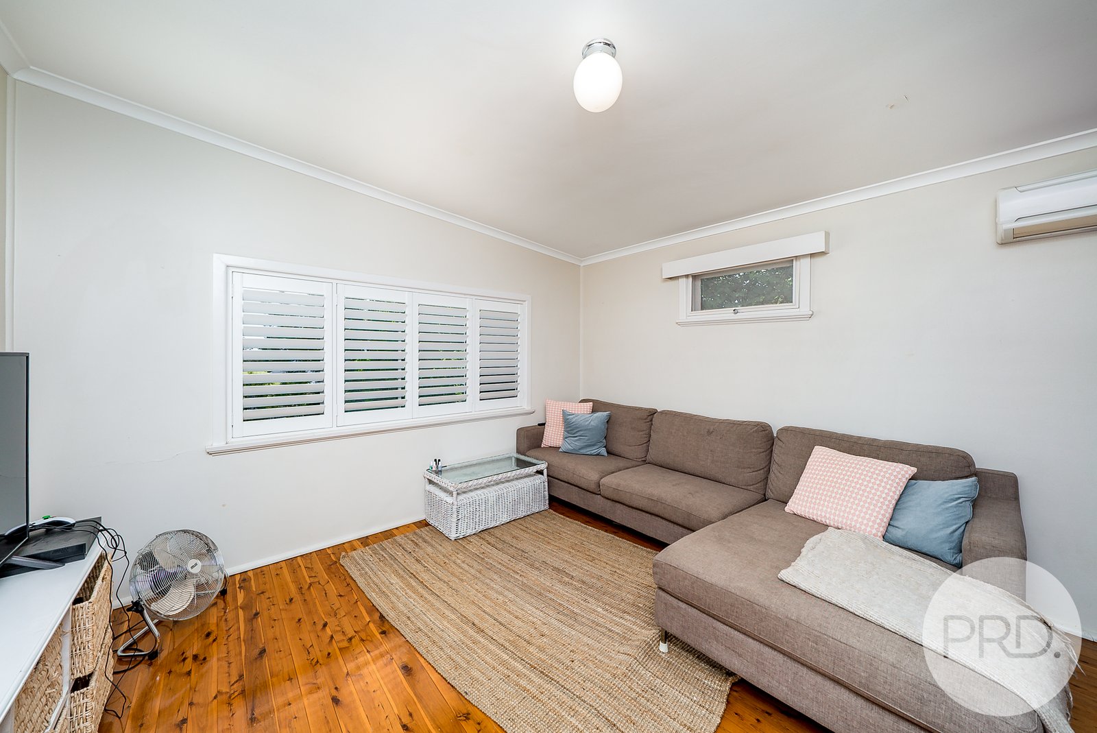 22 Grandview Avenue TURVEY PARK 5