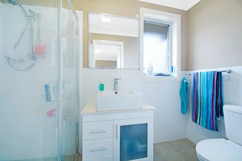 2/2 Grebe Street ABERGLASSLYN 6