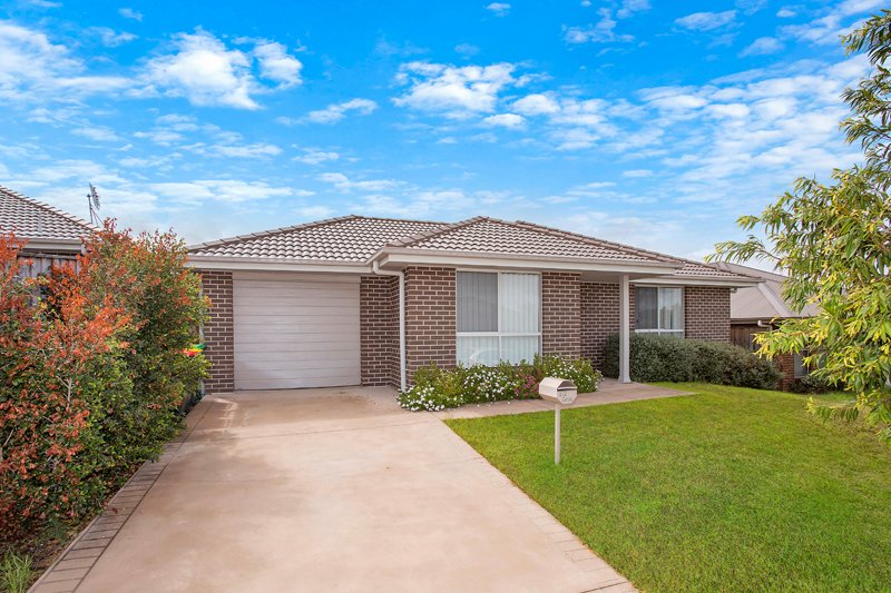 2/2 Grebe Street ABERGLASSLYN 13