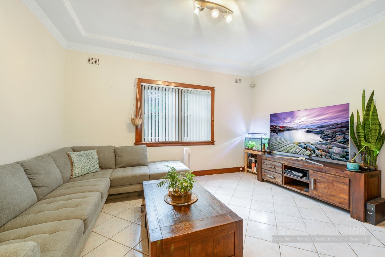 22 Gregory Street ERMINGTON 5