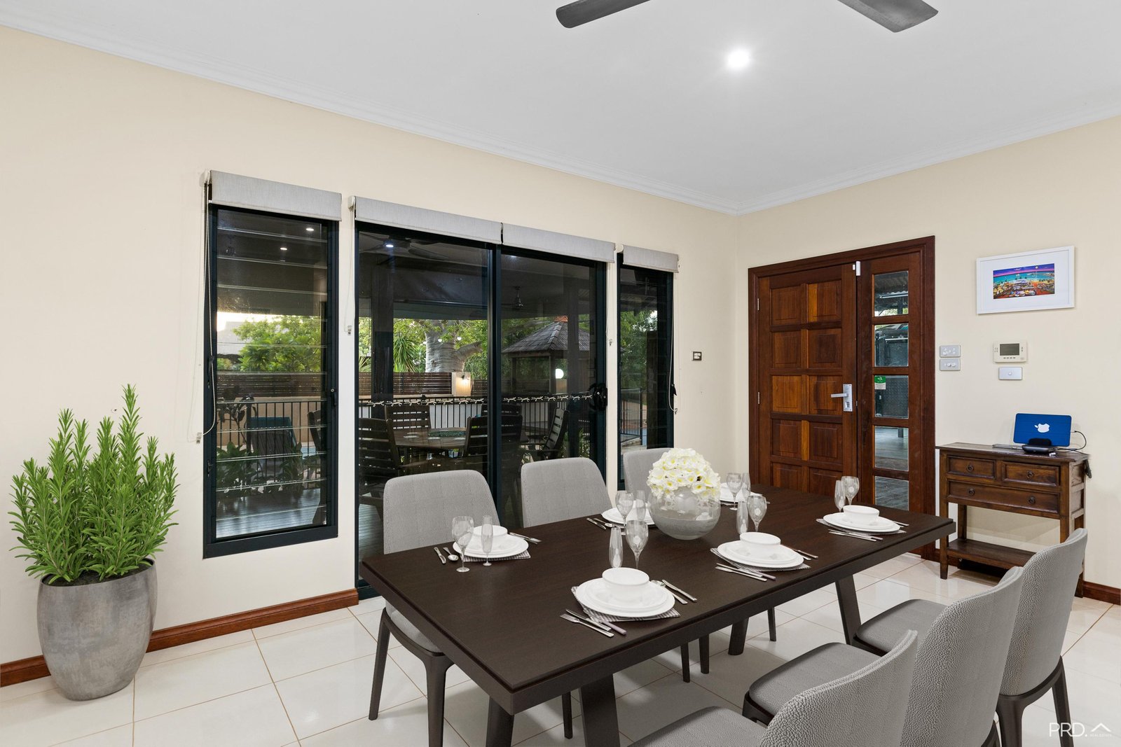 22 Gunian Boulevard CABLE BEACH 11