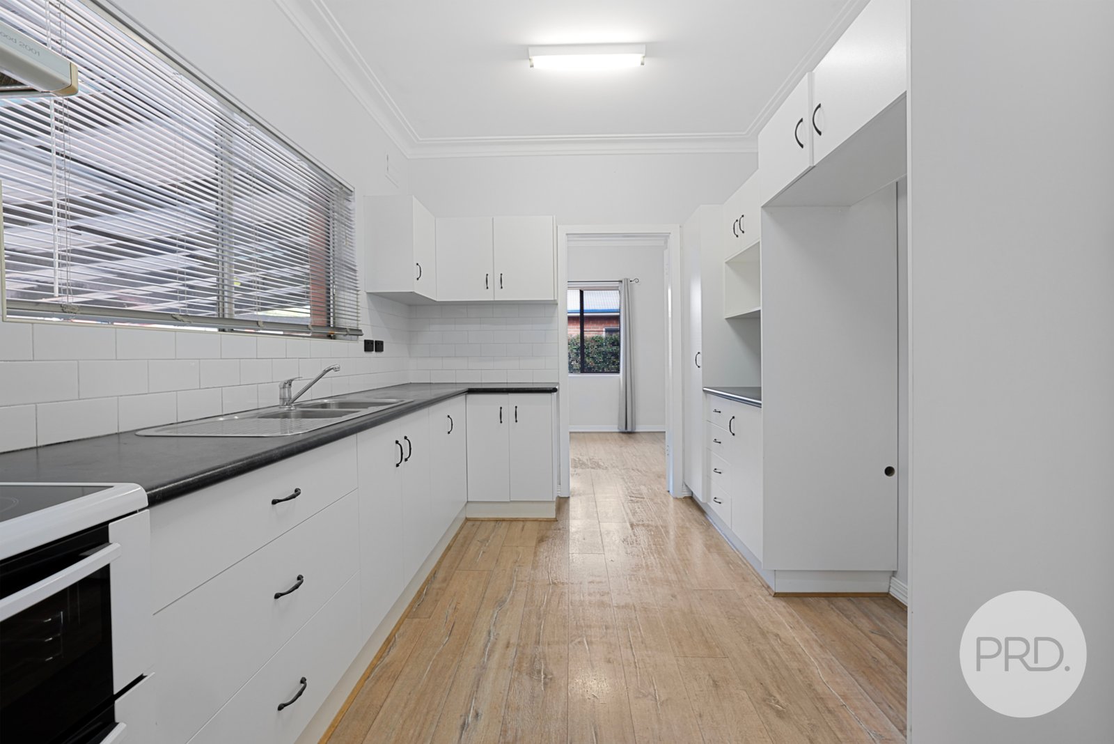 22 Gunnedah Road TAMWORTH 11