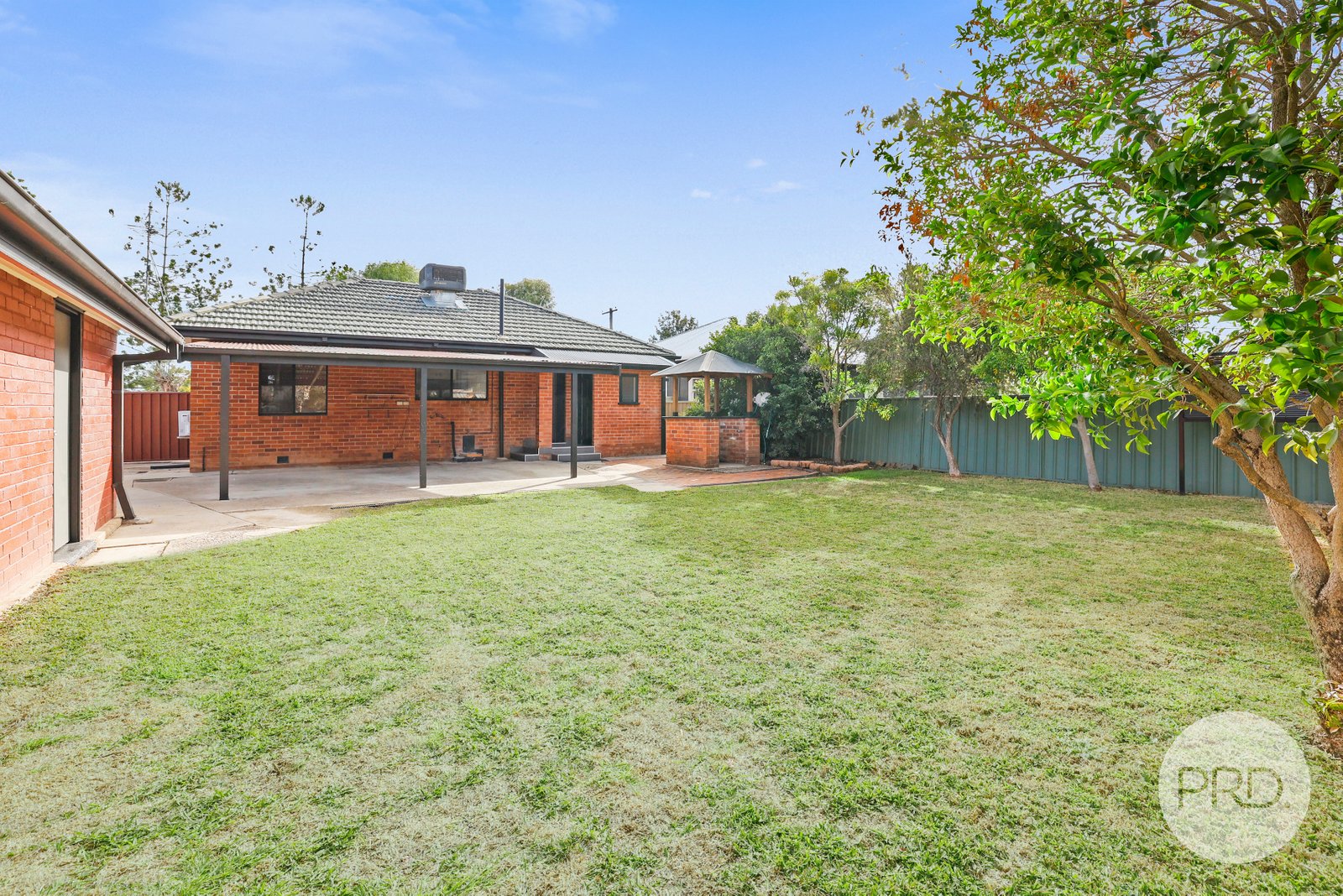 22 Gunnedah Road TAMWORTH 22