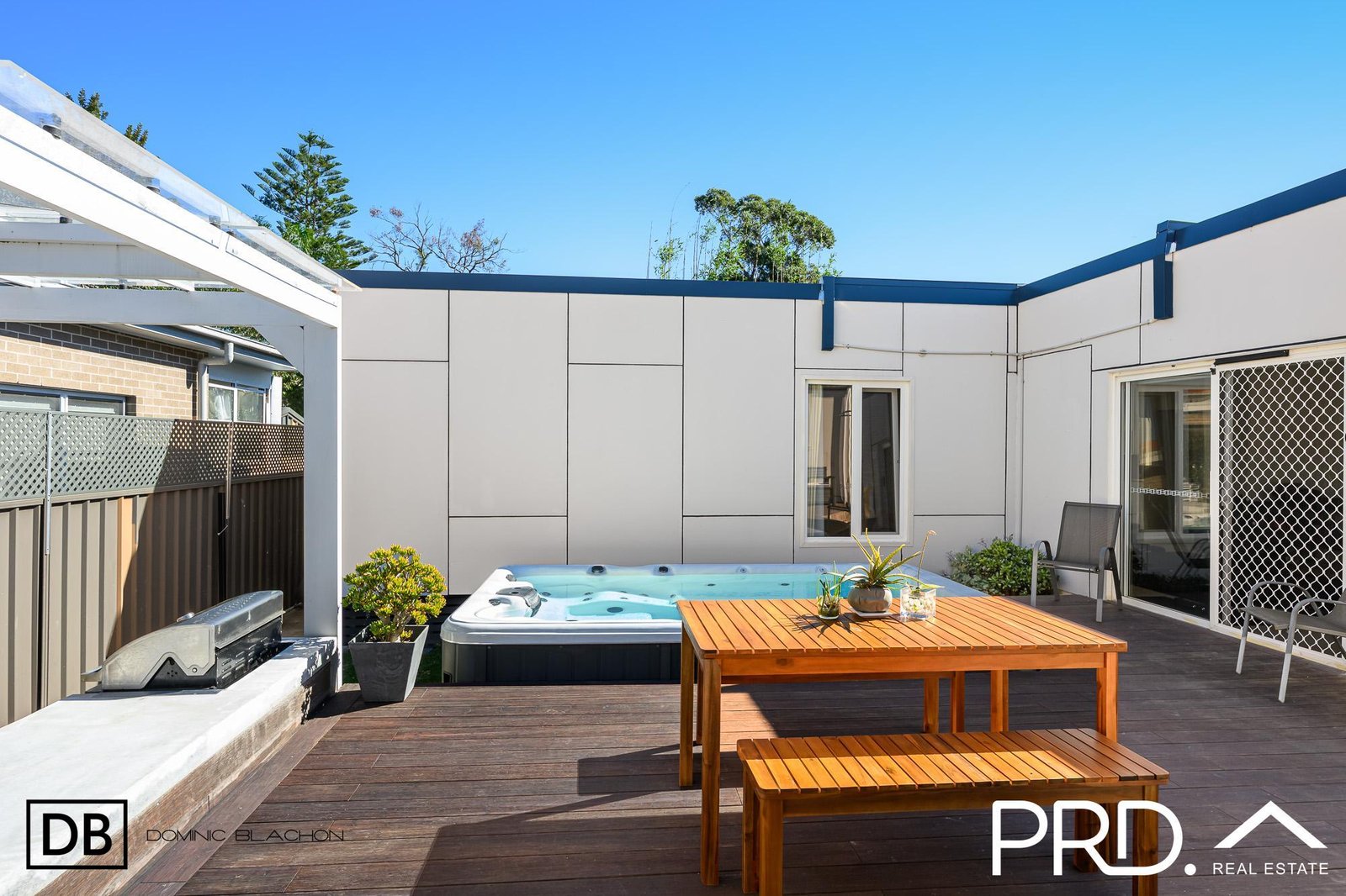 22 Harcourt Avenue EAST HILLS 12