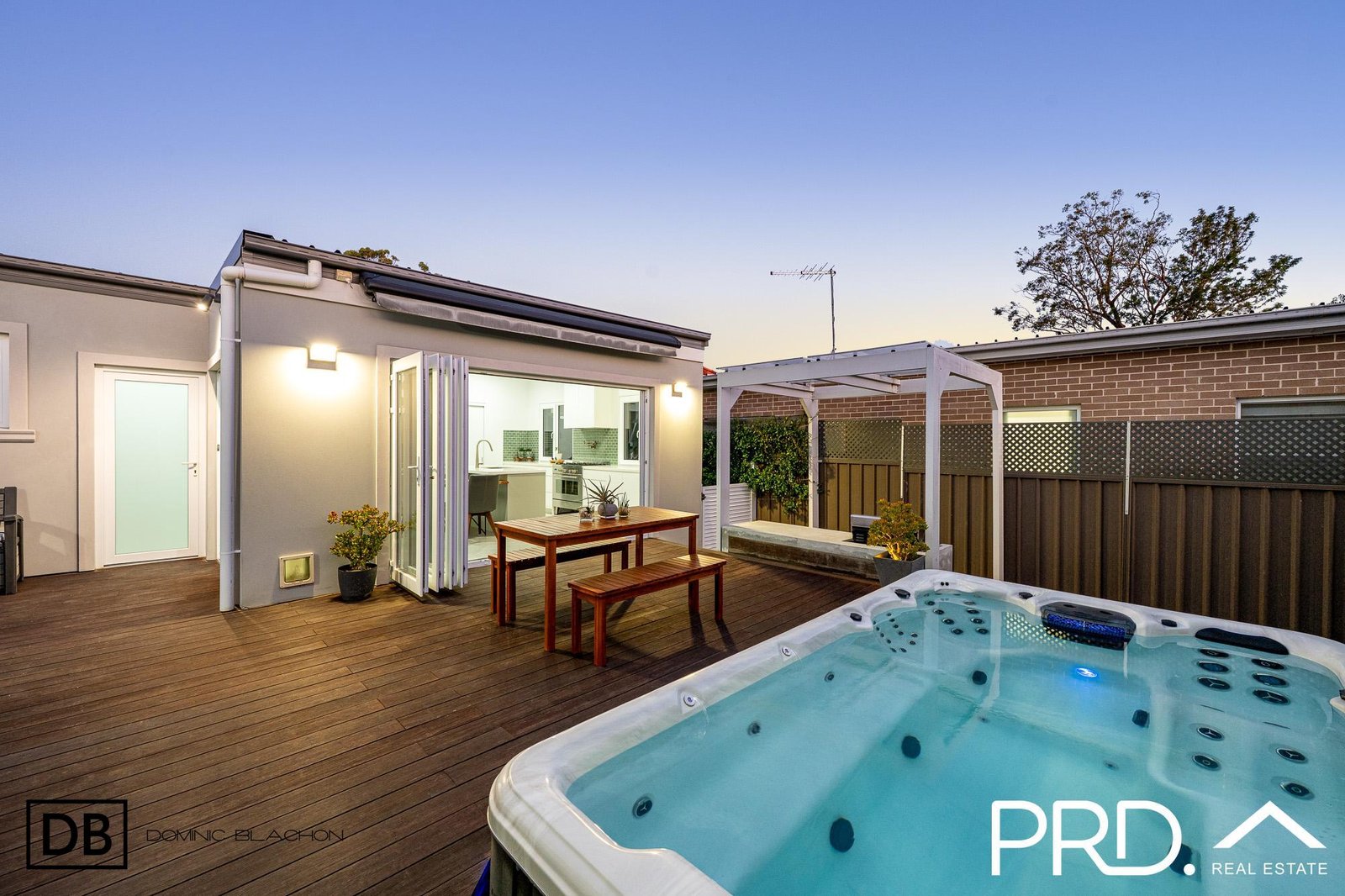 22 Harcourt Avenue EAST HILLS 14