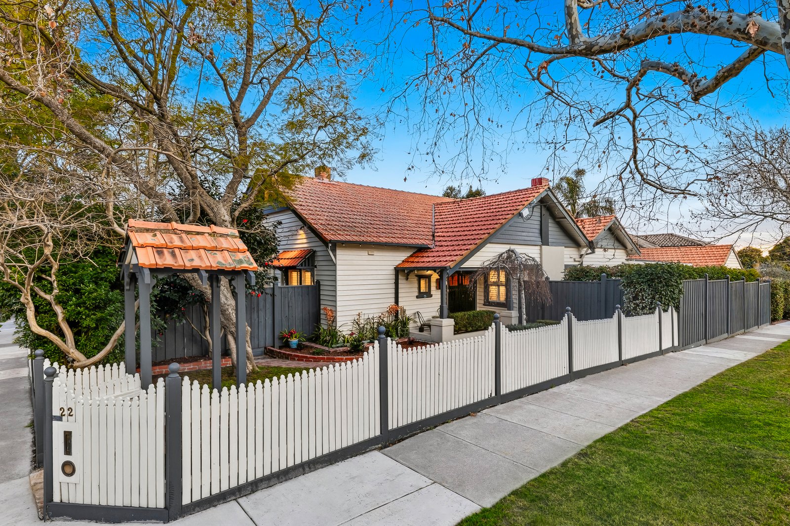 Gallery: 22 Heath Avenue