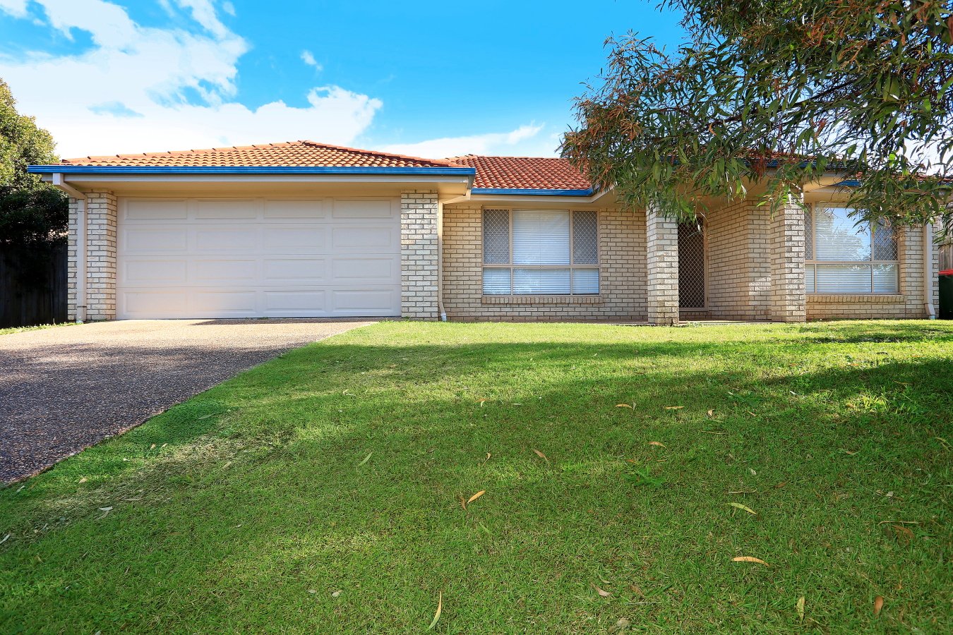 22 Heather Drive UPPER COOMERA 1