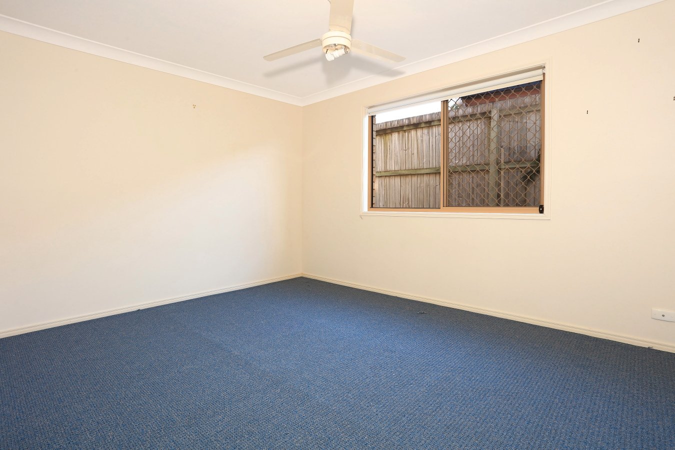 22 Heather Drive UPPER COOMERA 10