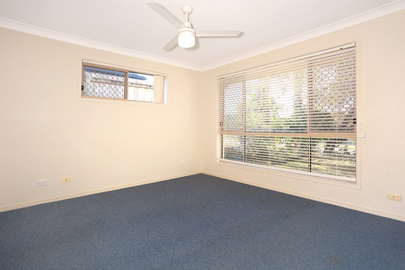 22 Heather Drive UPPER COOMERA 12