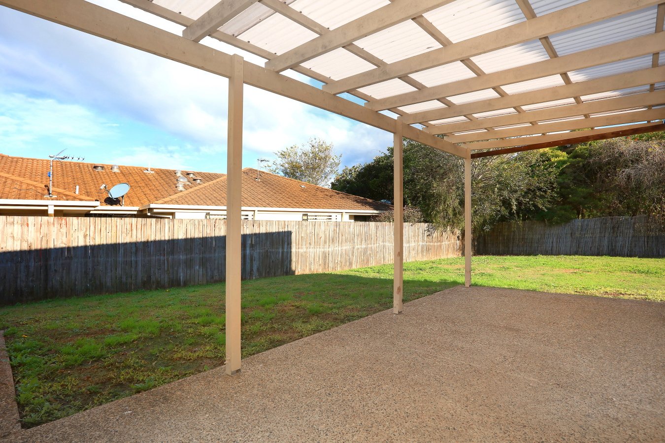 22 Heather Drive UPPER COOMERA 16