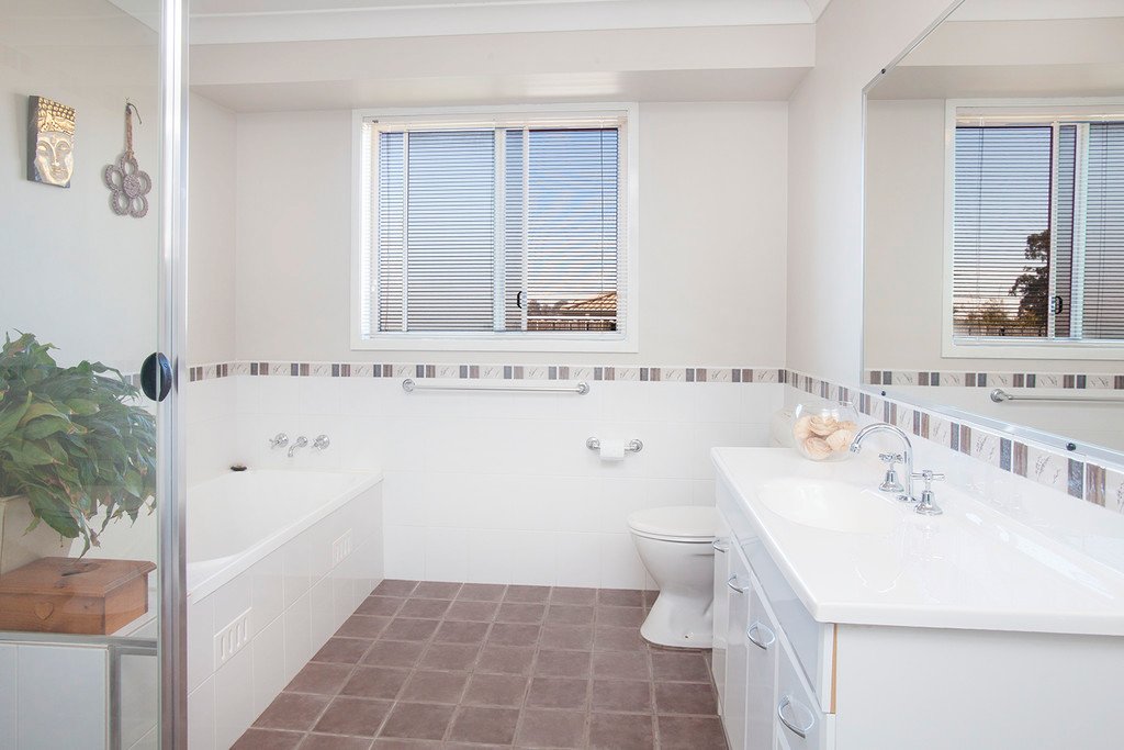 22 Hibiscus Crescent ABERGLASSLYN 4