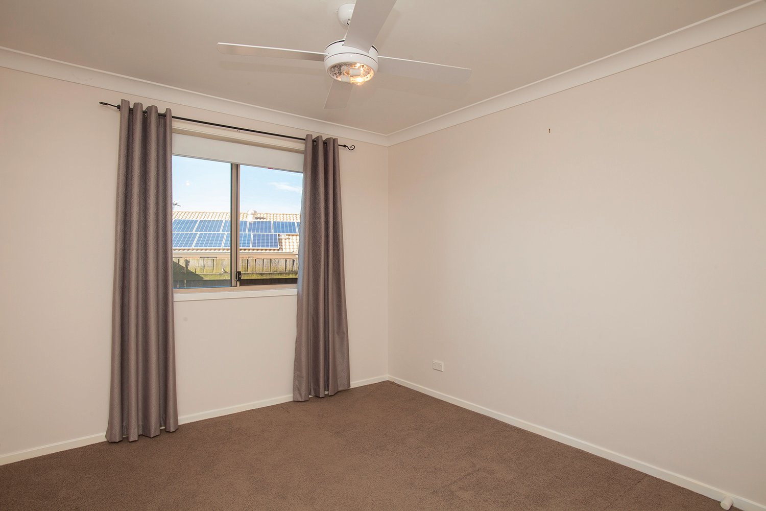 22 Hibiscus Crescent ABERGLASSLYN 12