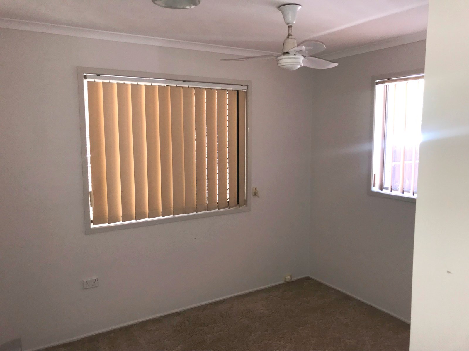 22 Hickory Avenue KIN KORA 8