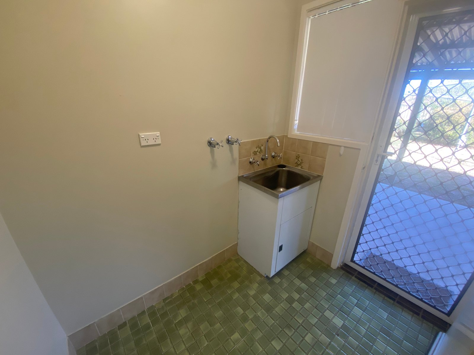22 Higgins Lane TAMWORTH 8