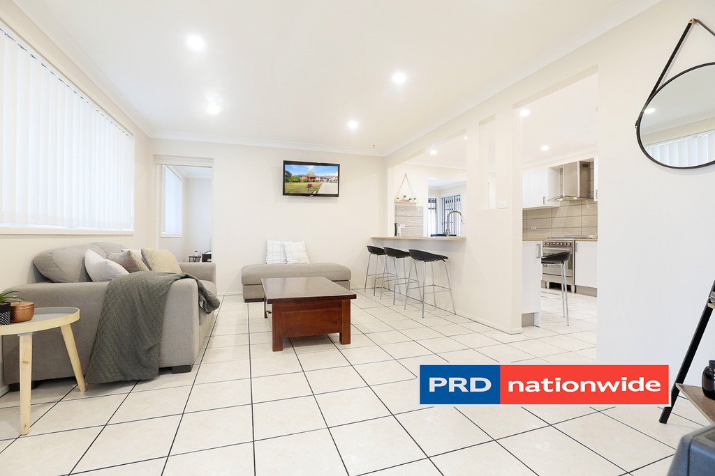 22 Hillcrest Avenue PENRITH 9