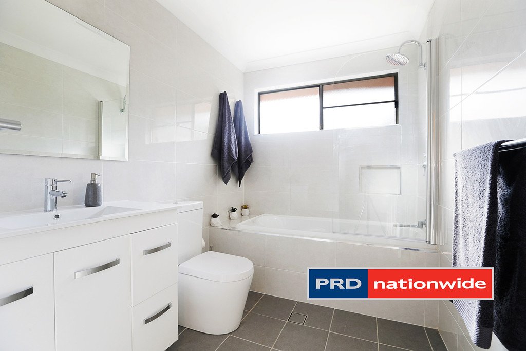 22 Hillcrest Avenue PENRITH 10