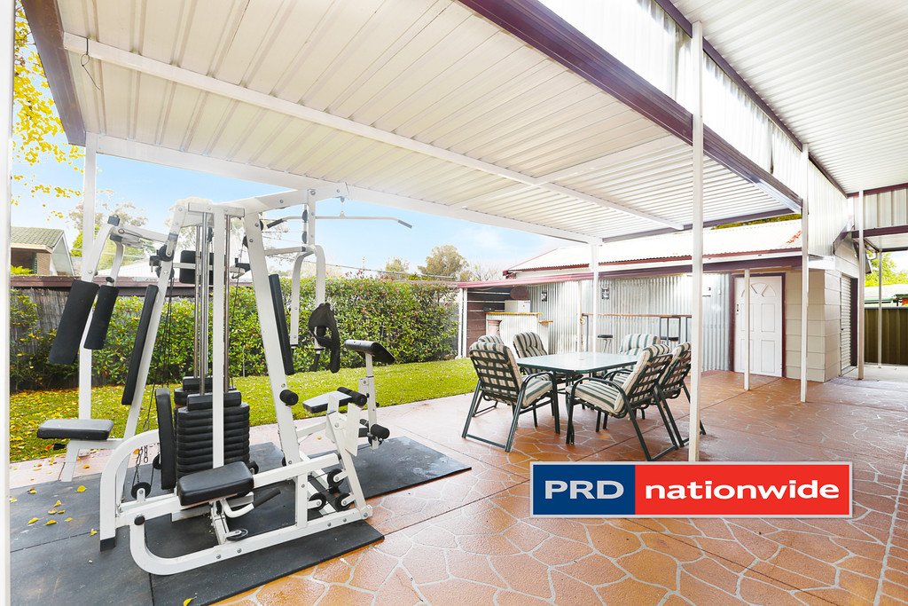 22 Hillcrest Avenue PENRITH 14