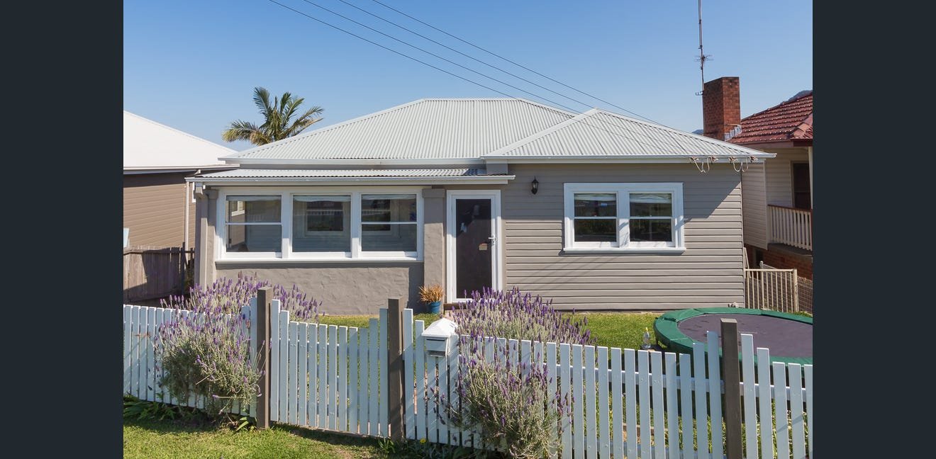 22 Hillcrest Avenue WOONONA 10