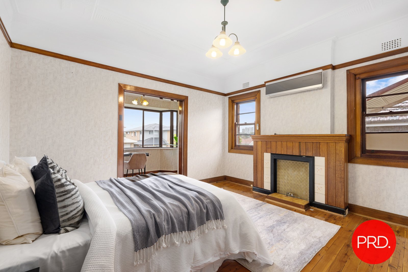 22 Hillpine Avenue KOGARAH 6