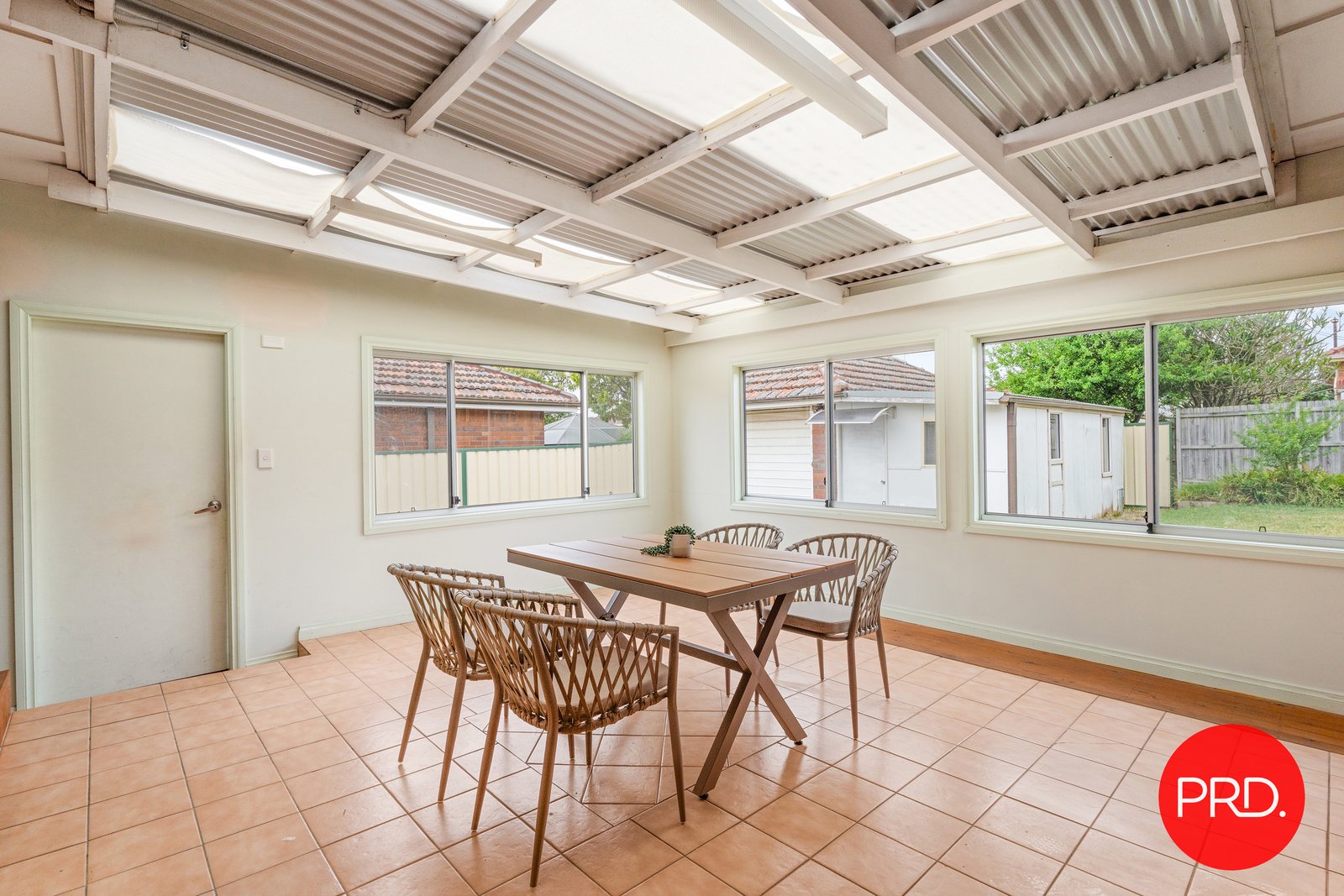 22 Hillpine Avenue KOGARAH 11