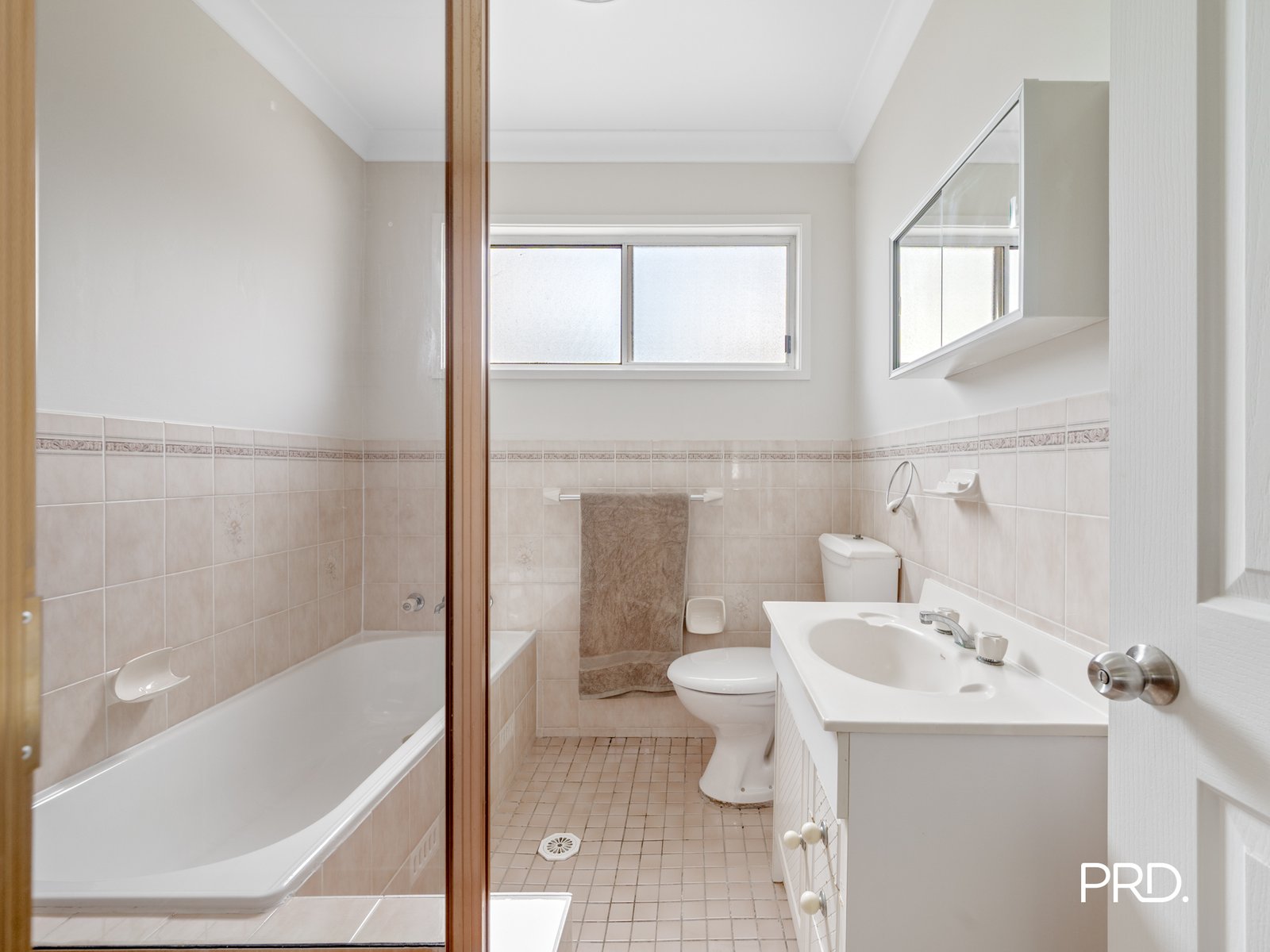 22 Hillview Avenue SOUTH PENRITH 10