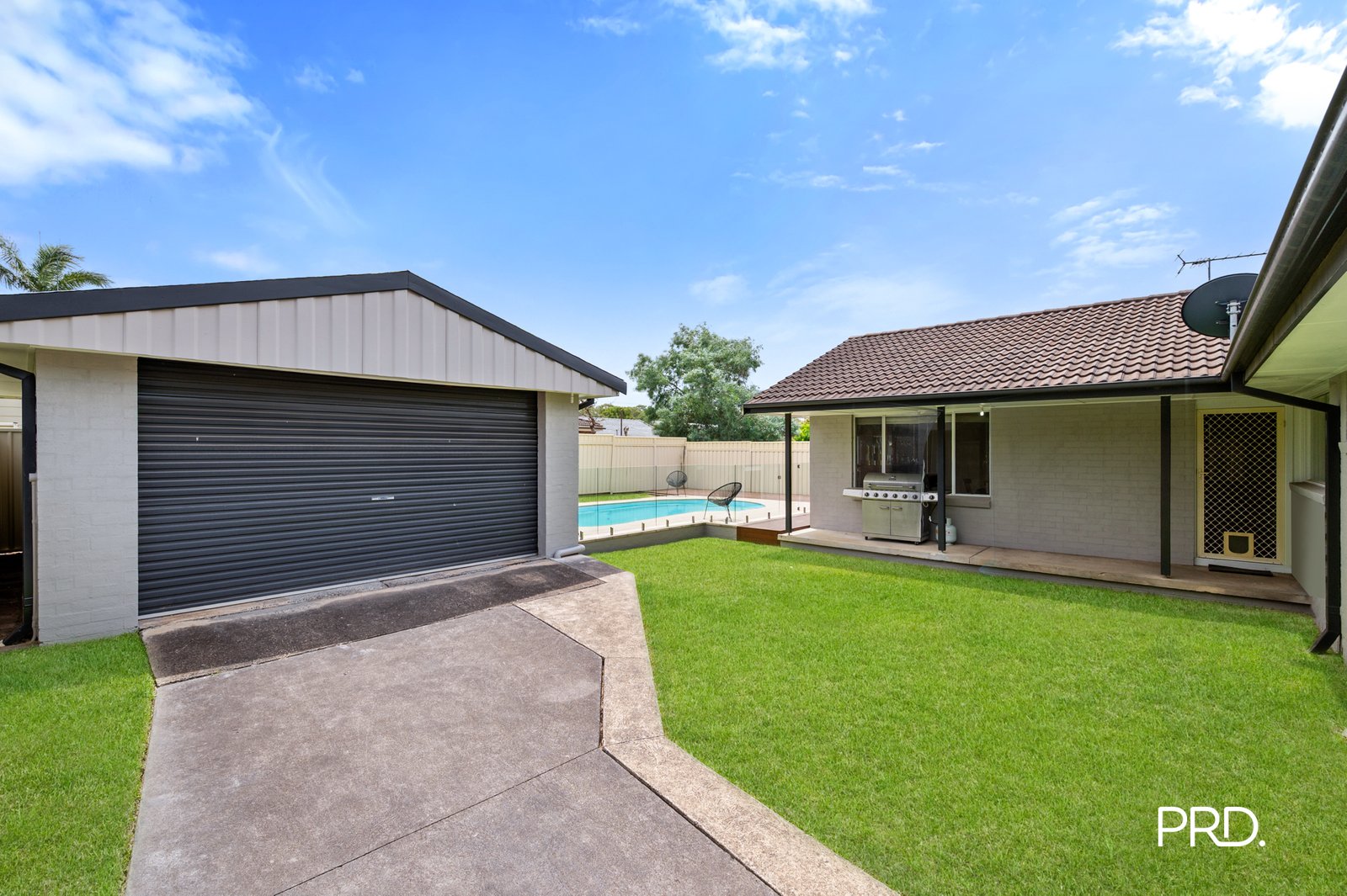 22 Hillview Avenue SOUTH PENRITH 12