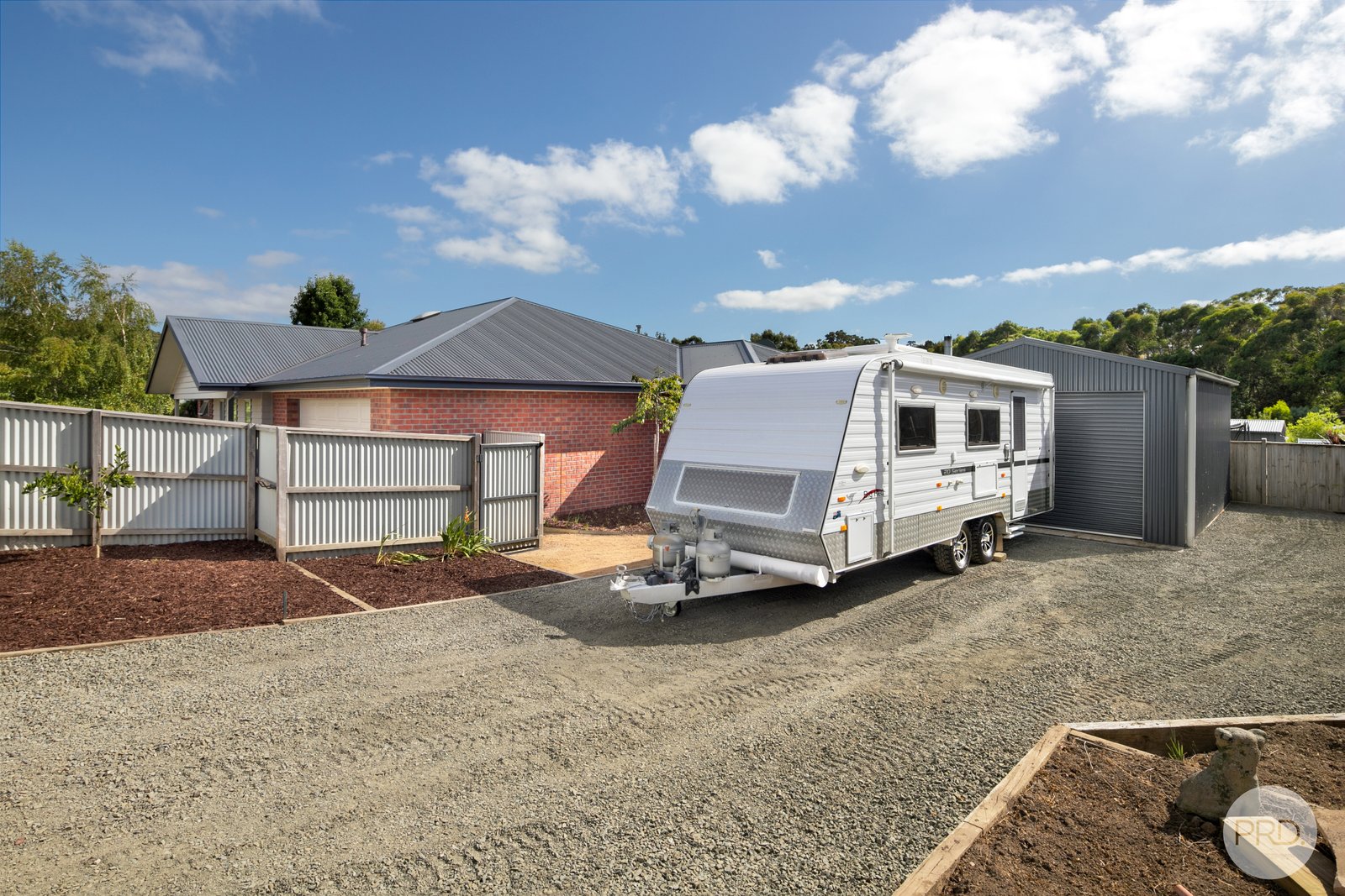 22 Hillview Road BROWN HILL 3