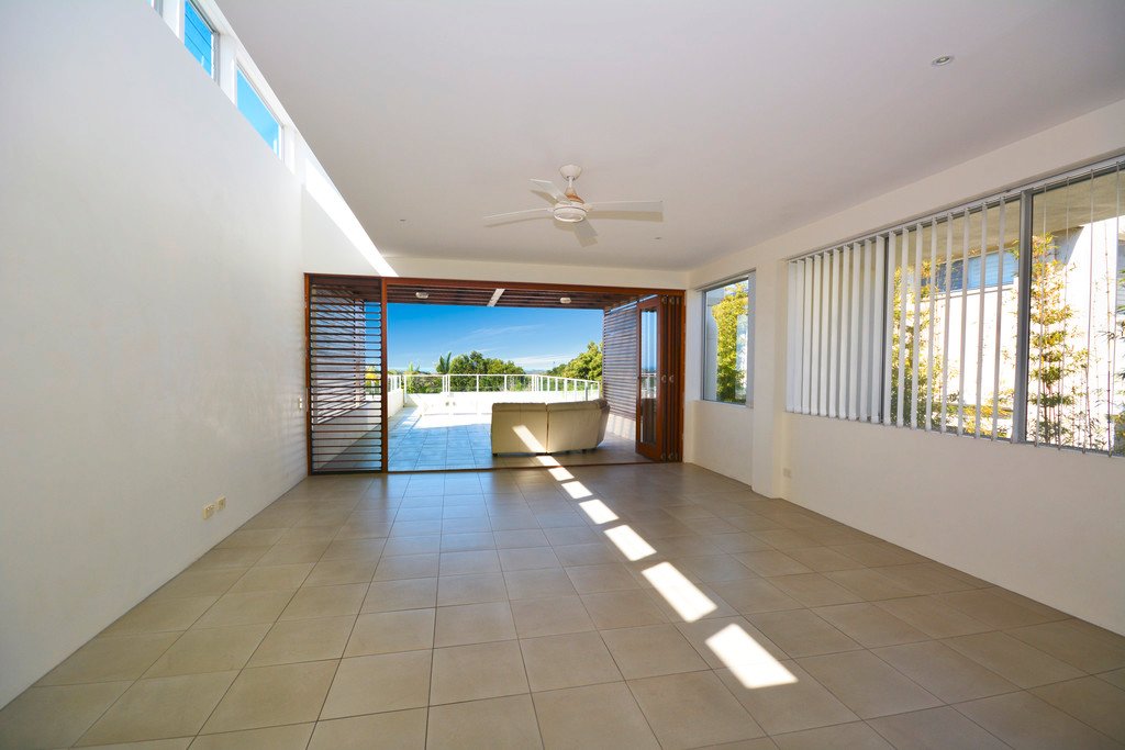 2/2 Hungerford Lane KINGSCLIFF 4