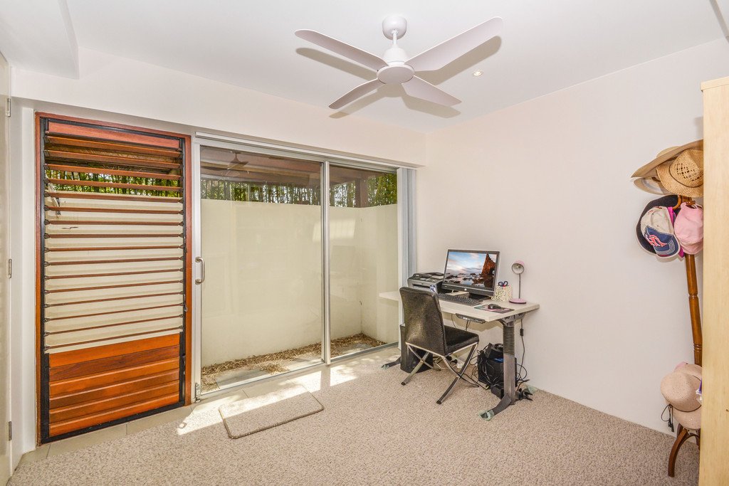 2/2 Hungerford Lane KINGSCLIFF 9