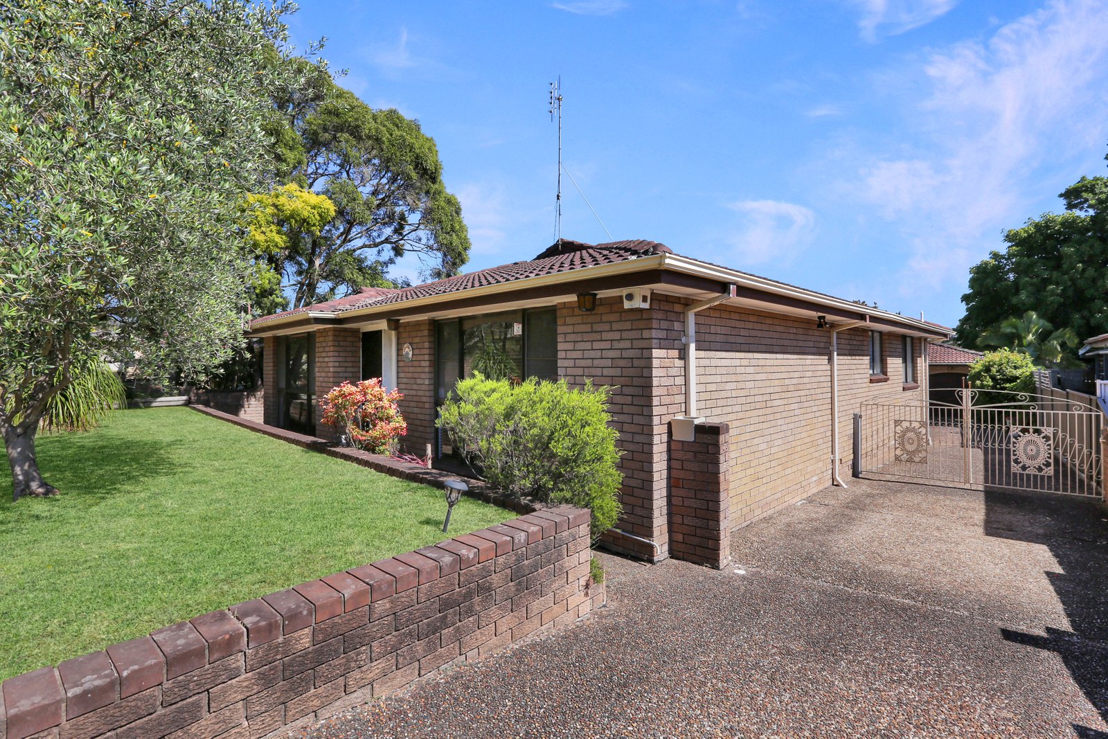 22 Huntley Road AVONDALE 15
