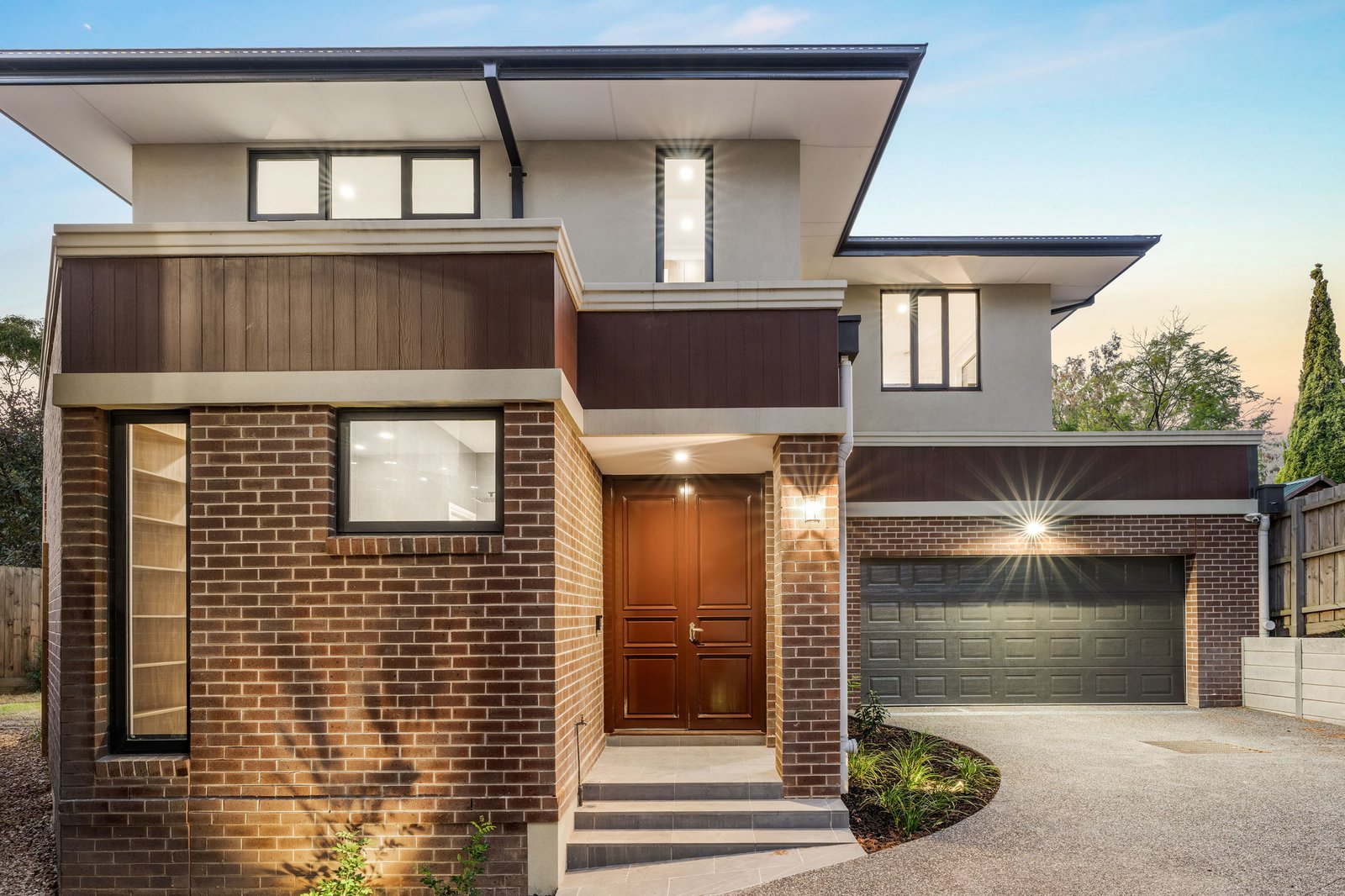 Gallery: 2/2 Iona Court