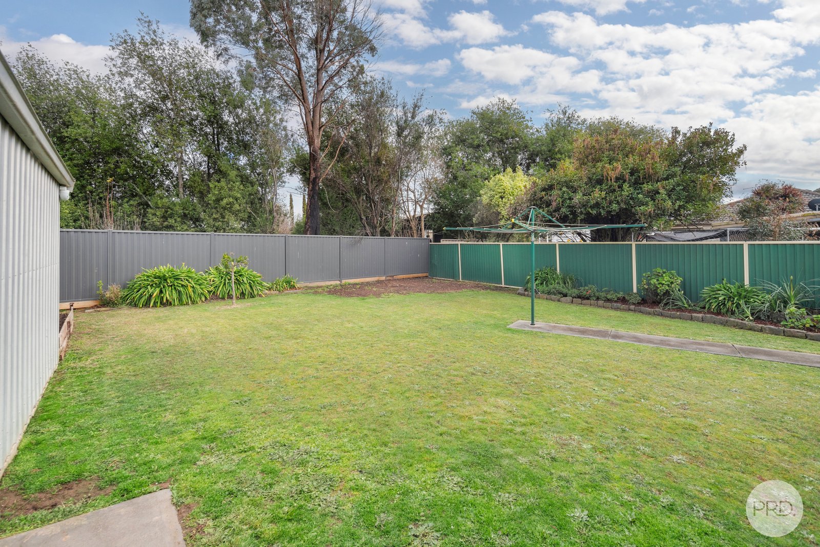 22 James Drive DELACOMBE 13