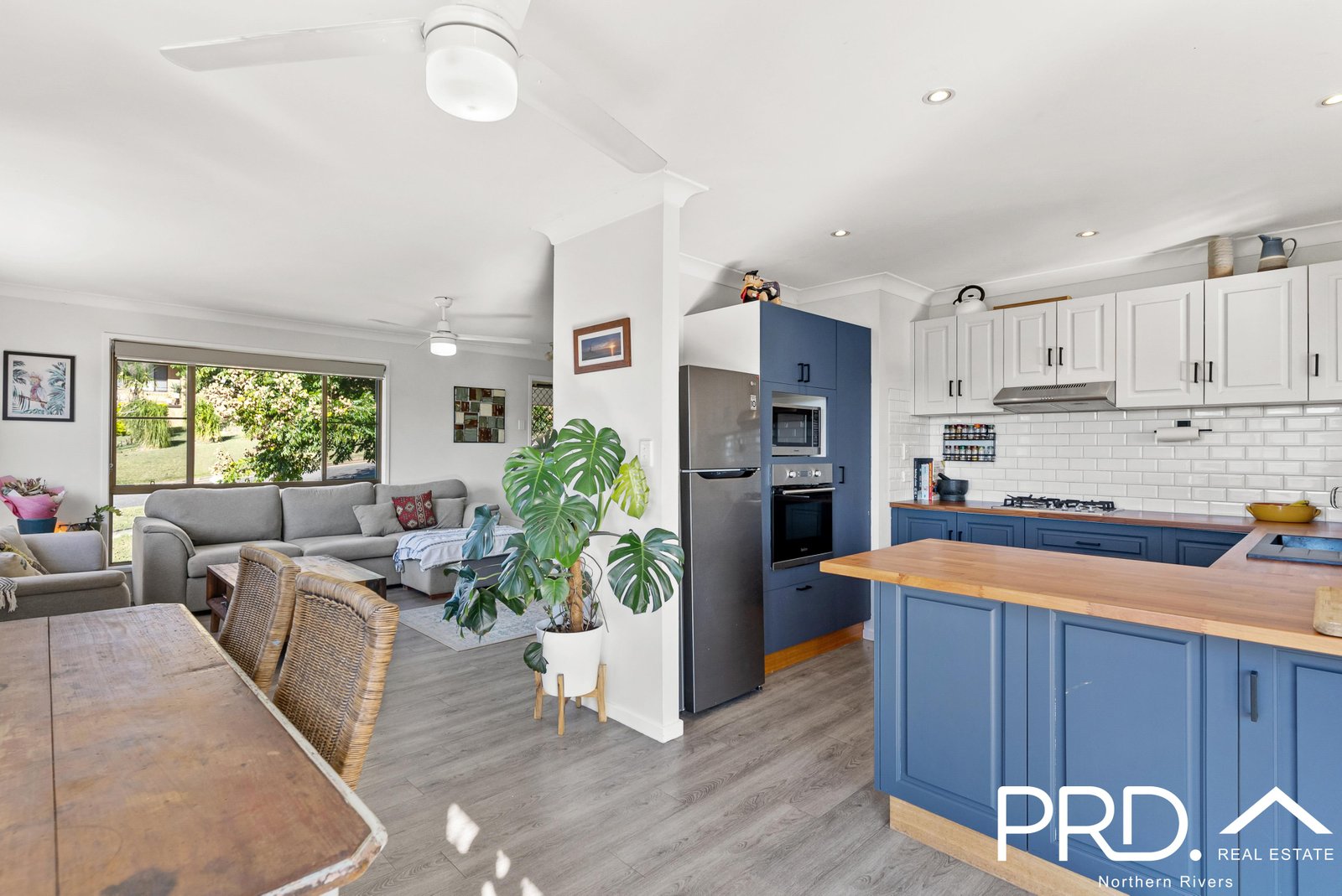 22 James Street GENEVA 5