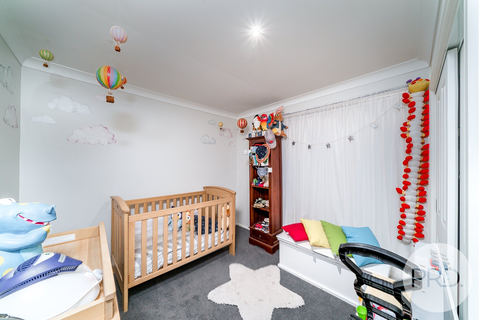 22 Jasmin Crescent LAKE ALBERT 4