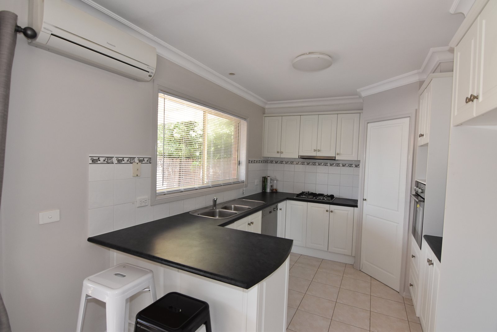 Gallery: 2/2 Jedda Street