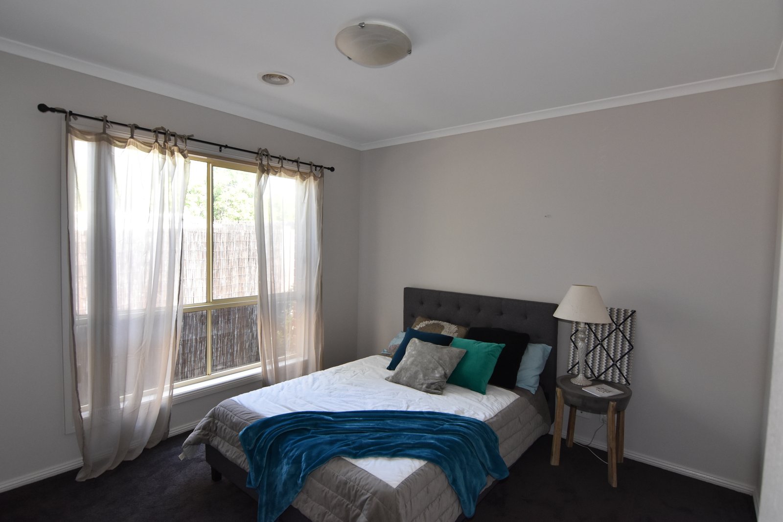 Gallery: 2/2 Jedda Street