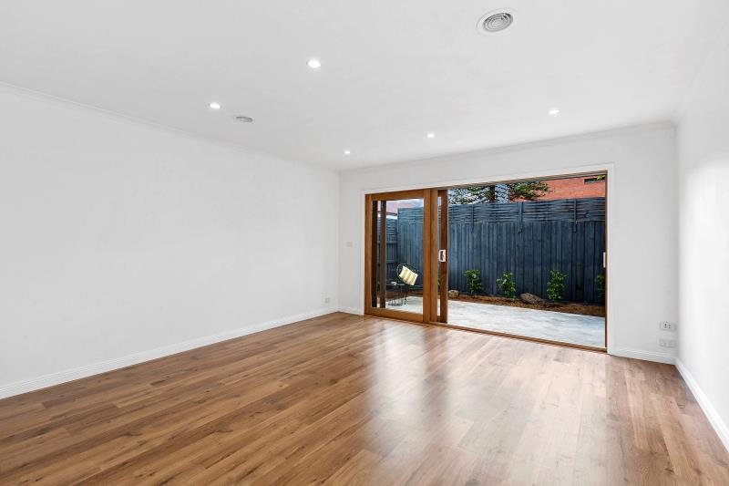 Gallery: 2/2 Jerrold Street