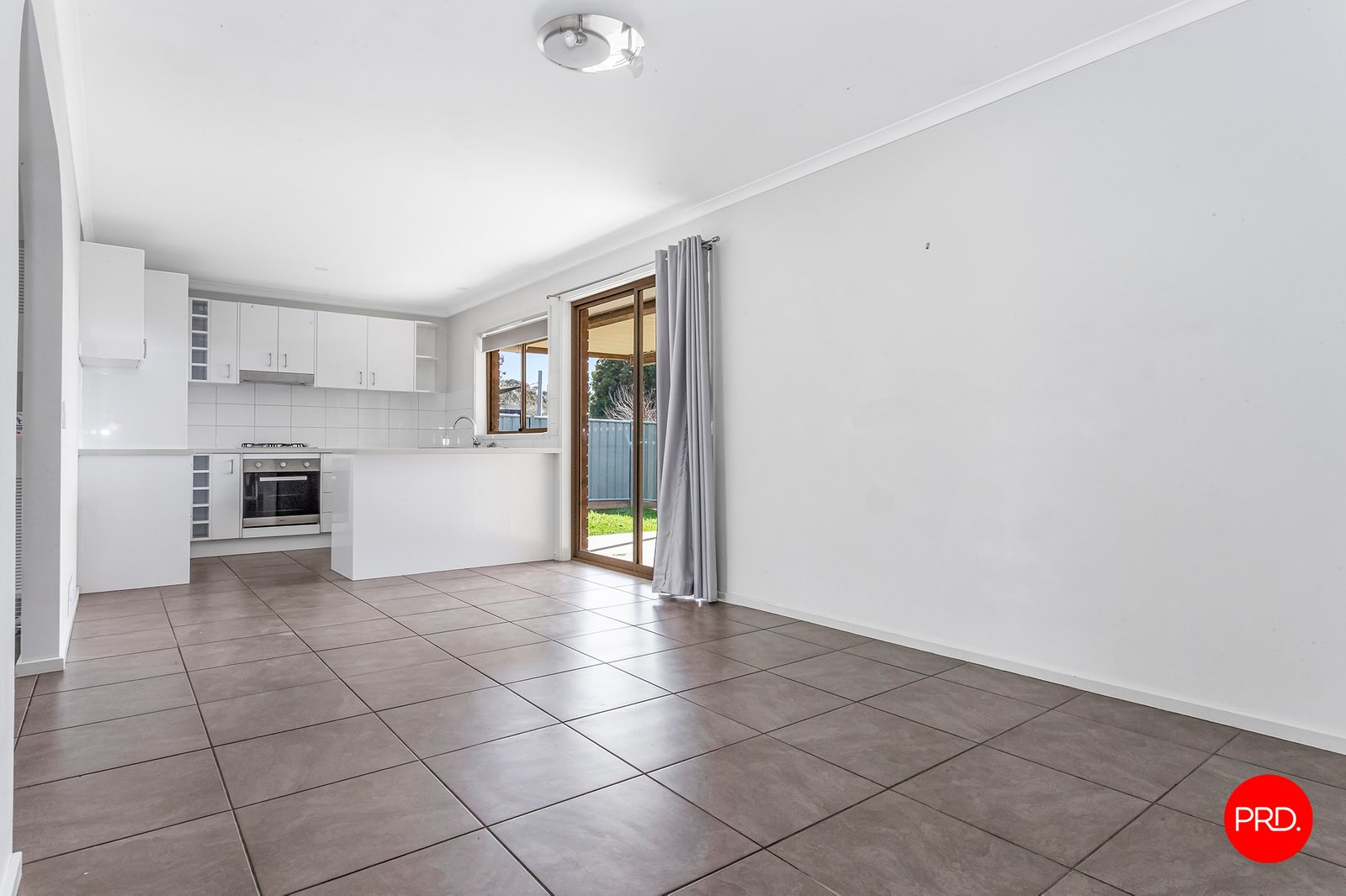 22 John St  KANGAROO FLAT 4