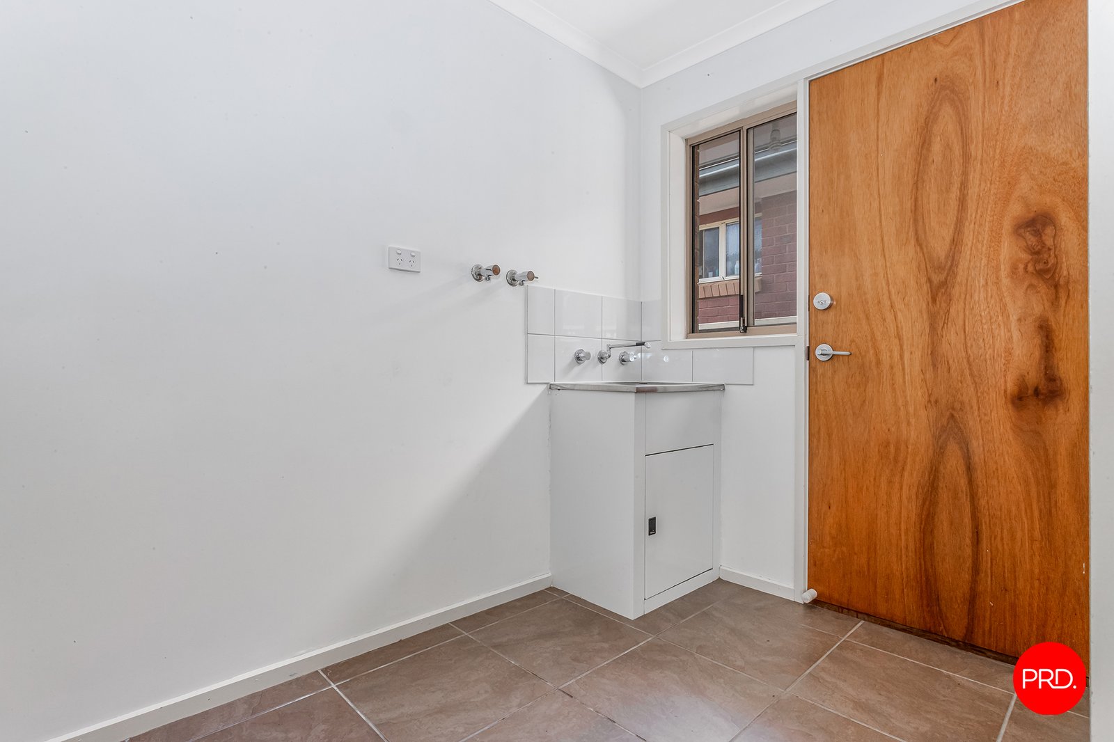 22 John St  KANGAROO FLAT 11