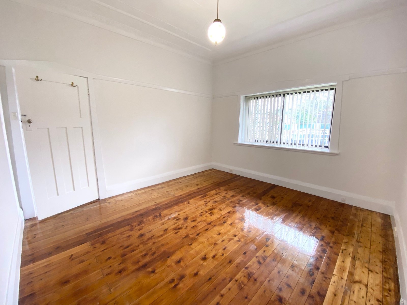 22 John Street KOGARAH BAY 2