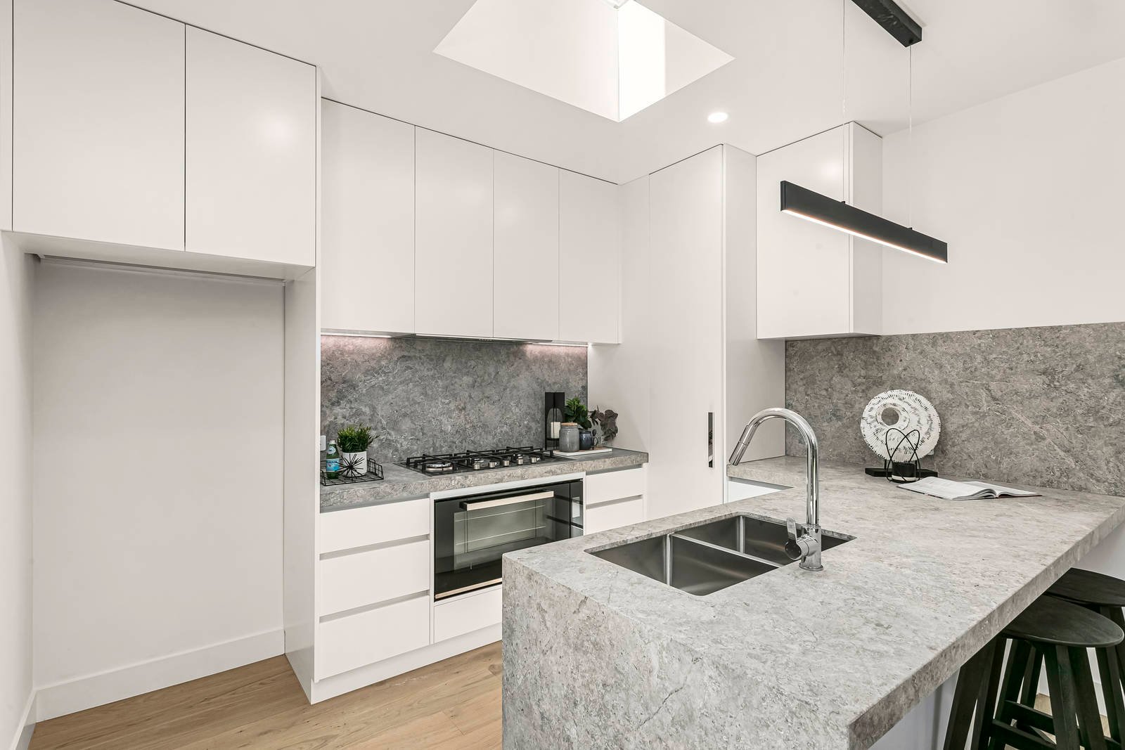 Real Estate and Property in 2/2 Johnston Street, Ashburton, VIC