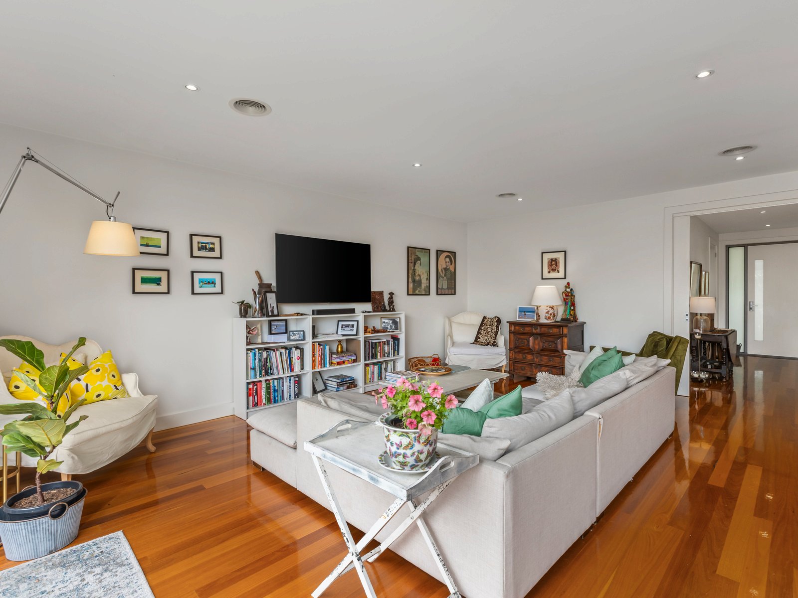 Real Estate and Property in 2/2 Jordan Road, Point Lonsdale, VIC
